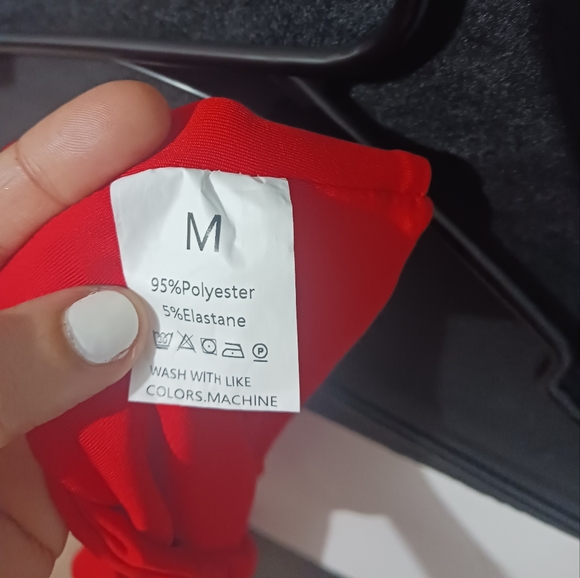 Bundle of Women stretchable off shoulder long sleeve tops - Picture 8 of 12